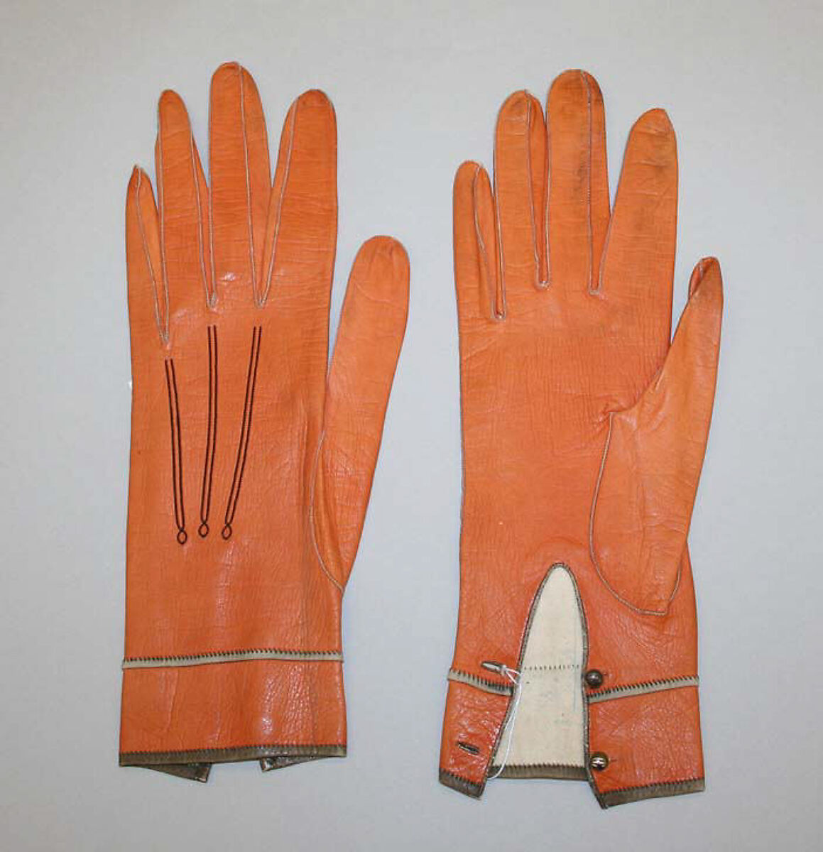 Gloves, leather, French 