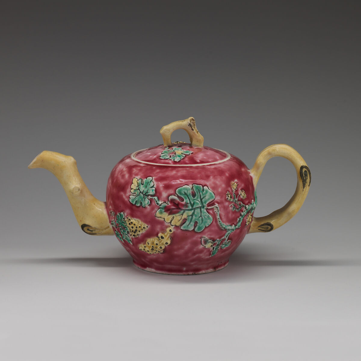 Teapot, Stoneware, British (American market) 