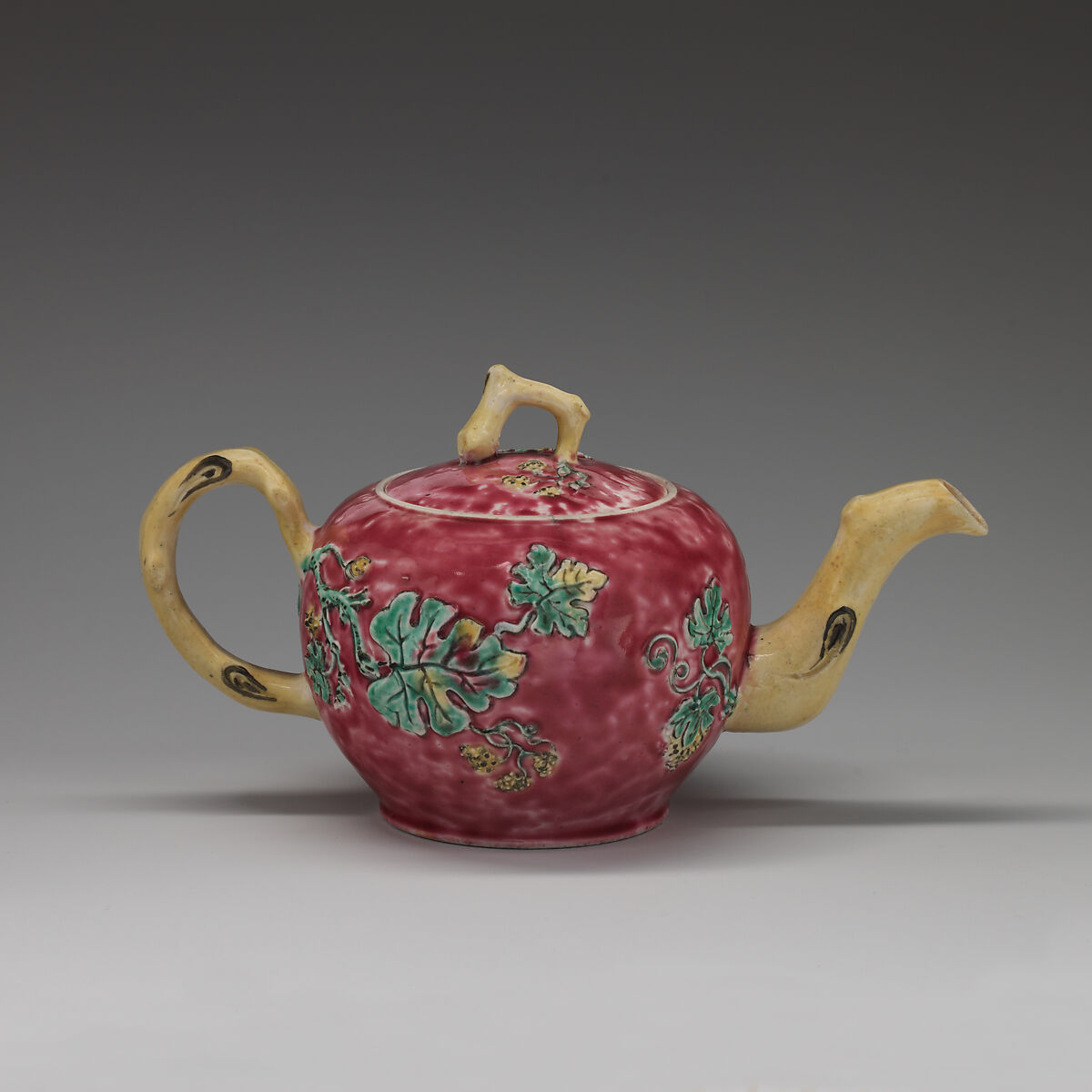 Teapot, Stoneware, British (American market)