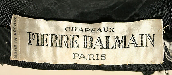 Pillbox hat, House of Balmain (French, founded 1945), silk, plastic, French