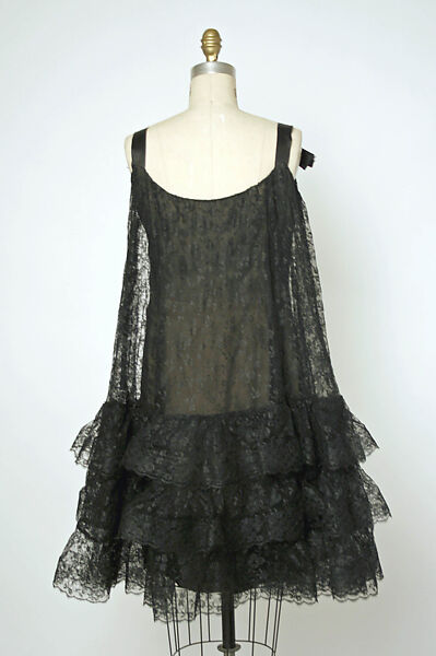 Evening dress, House of Balenciaga (French, founded 1937), silk, French