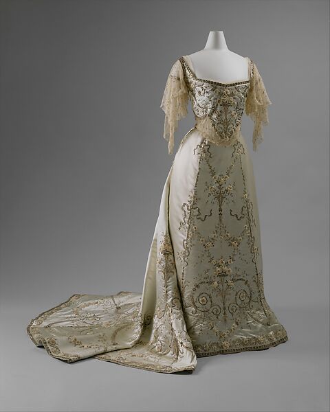 Ball gown, House of Worth (French, 1858–1956), silk, cotton, metallic thread, glass, metal, French 