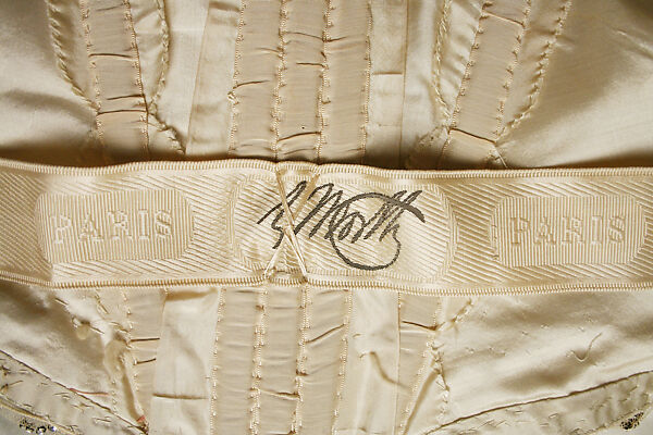 Ball gown, House of Worth (French, 1858–1956), silk, cotton, metallic thread, glass, metal, French