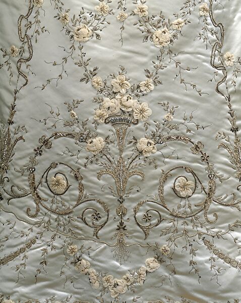Ball gown, House of Worth (French, 1858–1956), silk, cotton, metallic thread, glass, metal, French