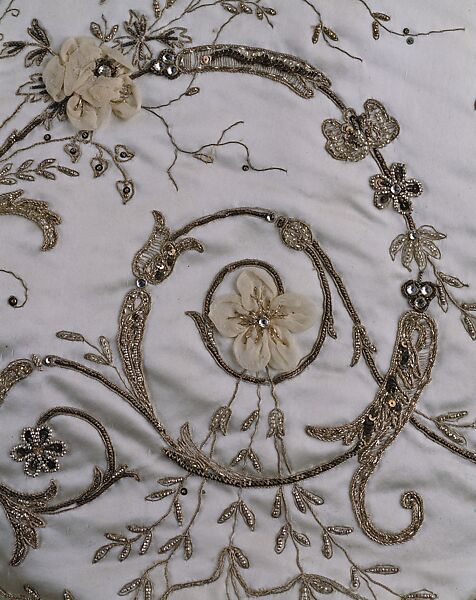 Ball gown, House of Worth (French, 1858–1956), silk, cotton, metallic thread, glass, metal, French