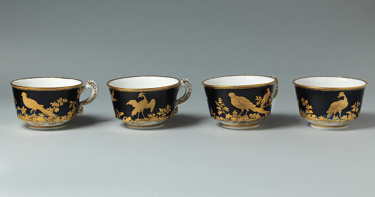 Teacup (one of 8) (part of a service), Chelsea Porcelain Manufactory (British, 1745–1784, Gold Anchor Period, 1759–69), Soft-paste porcelain, British, Chelsea