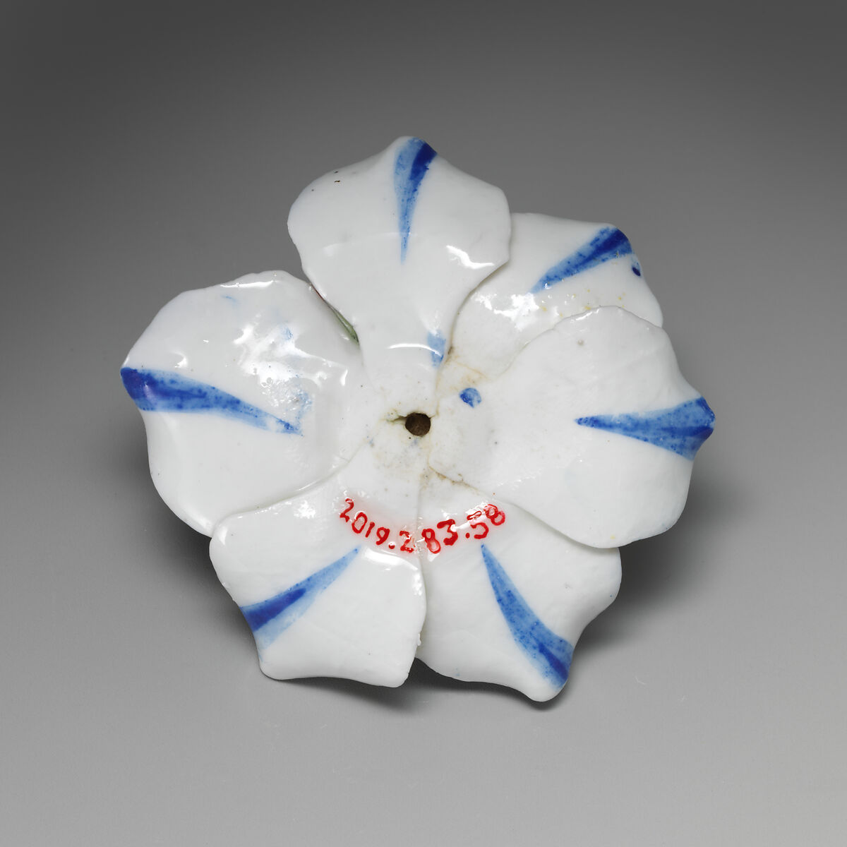 Porcelain flower (one of a set of nine), Soft-paste porcelain, French