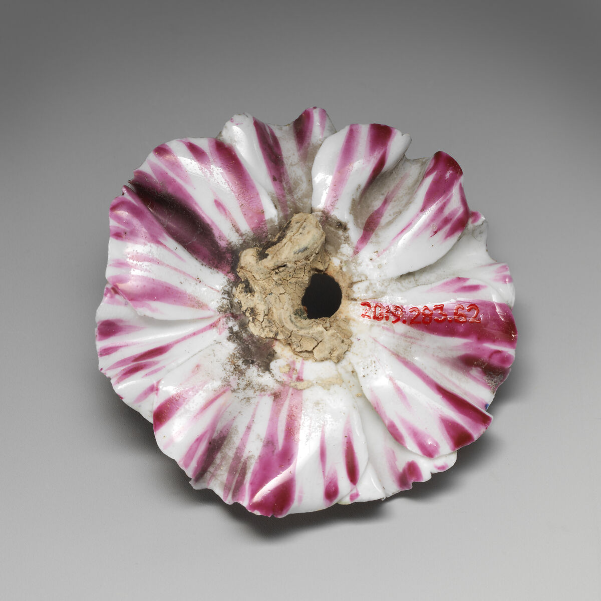 Porcelain flower (one of a set of nine), Soft-paste porcelain, French
