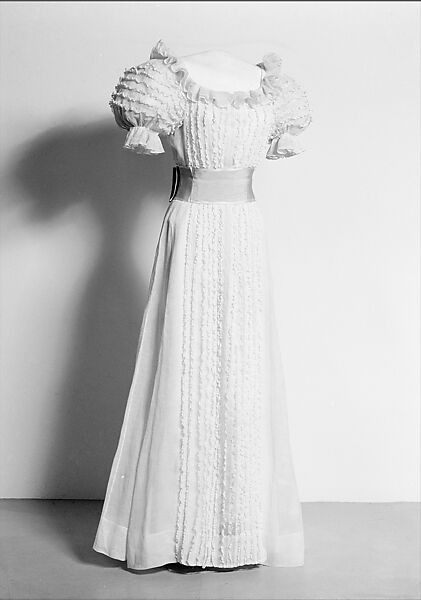 Evening dress, House of Chanel (French, founded 1910), cotton, rayon
b) (medium not available)
c) rayon, French