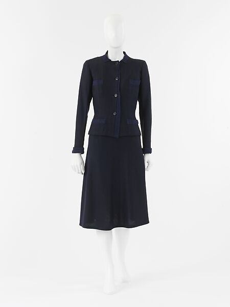 Suit, House of Chanel (French, founded 1910), linen, French 