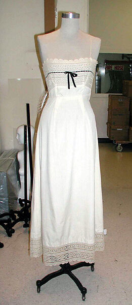 Evening dress, House of Chanel (French, founded 1910), silk, cotton, rayon, French