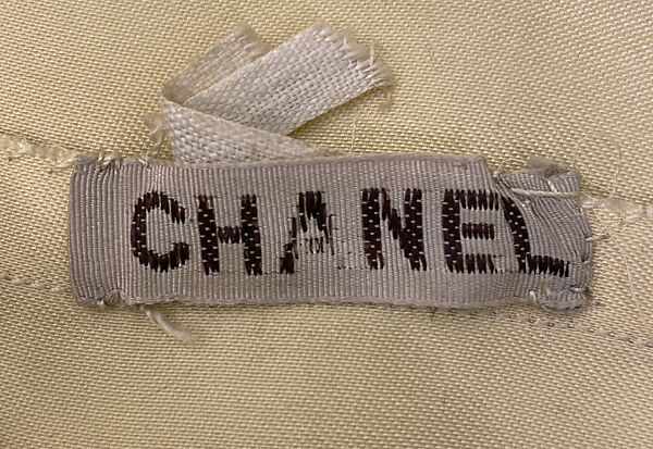 Evening dress, House of Chanel (French, founded 1910), silk, plastic (cellulose acetate), French