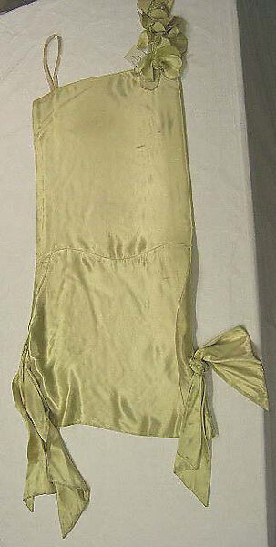 Evening dress, House of Chanel (French, founded 1910), silk, plastic (cellulose acetate), French