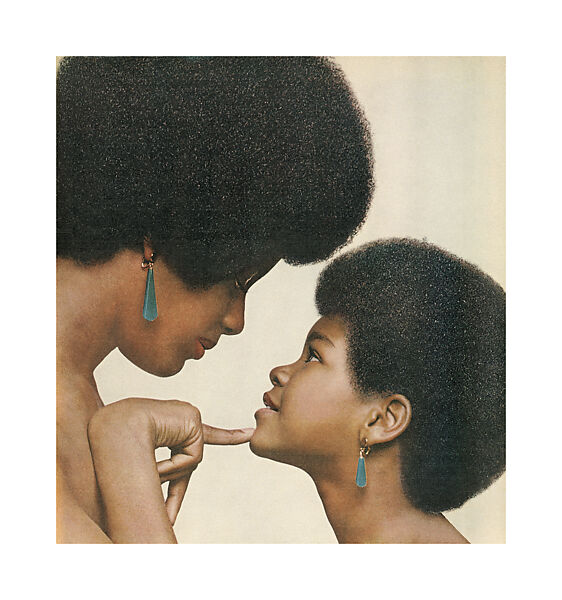 Kama Mama, Kama Binti (Like mother like daughter), Hank Willis Thomas  American, Chromogenic print