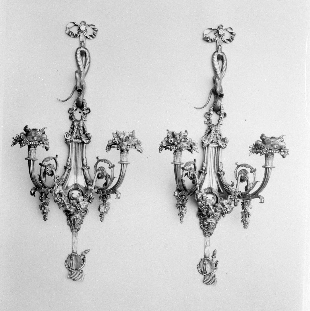 Teapot, American Pottery Manufacturing Company (American, 1833–ca. 1854), Earthenware, American