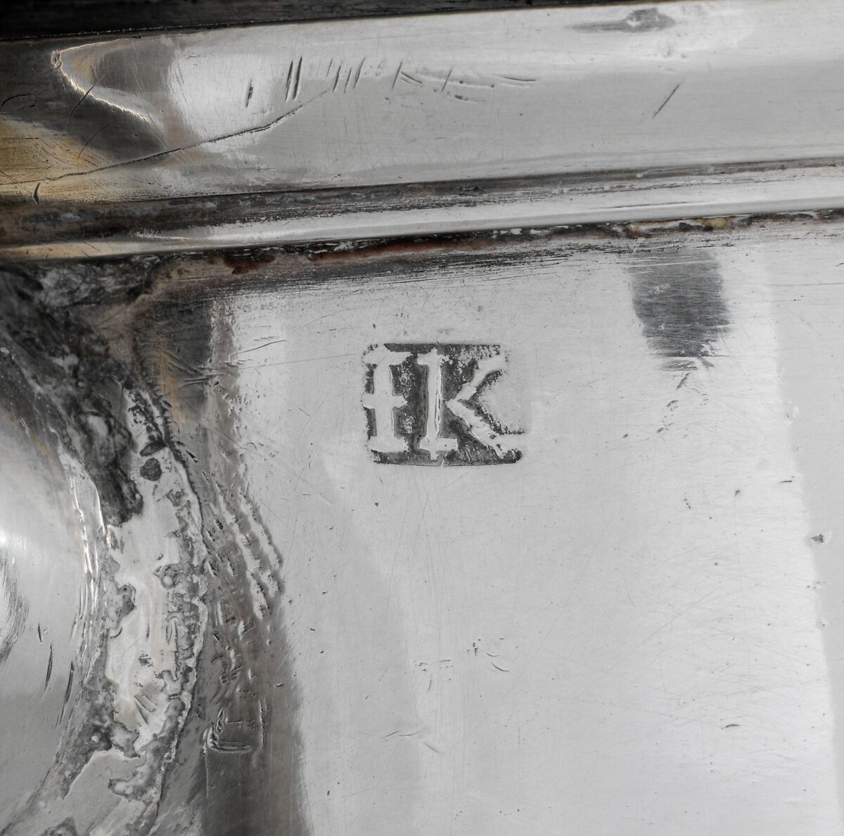 Teapot, Jesse Kip (baptized 1660–1722), Silver, American