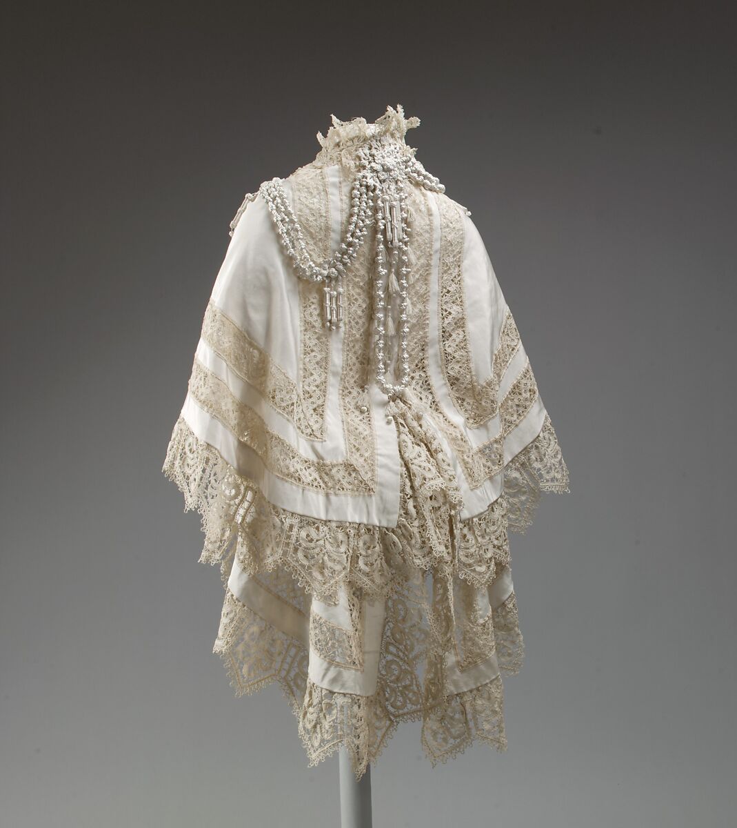 Mantle, Jay's Limited (British), silk, British