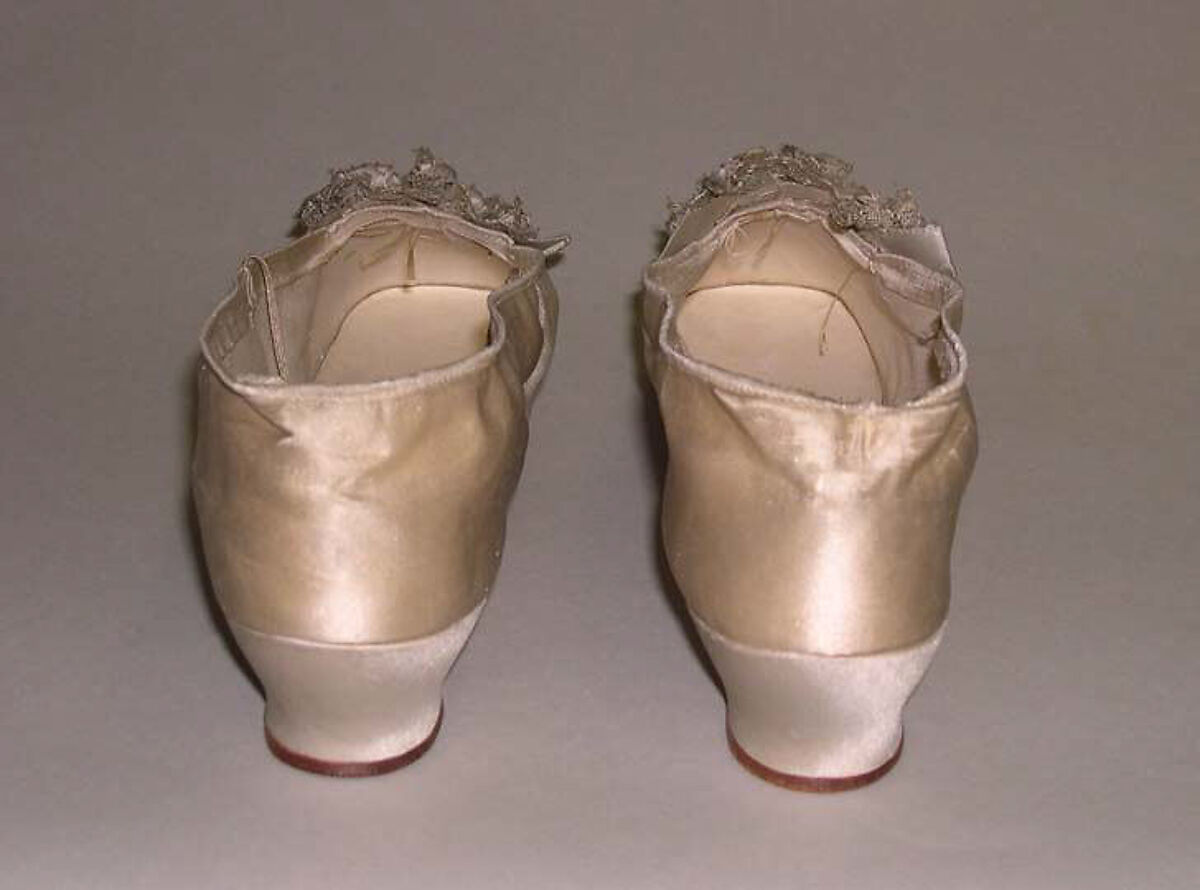 Slippers, silk, British
