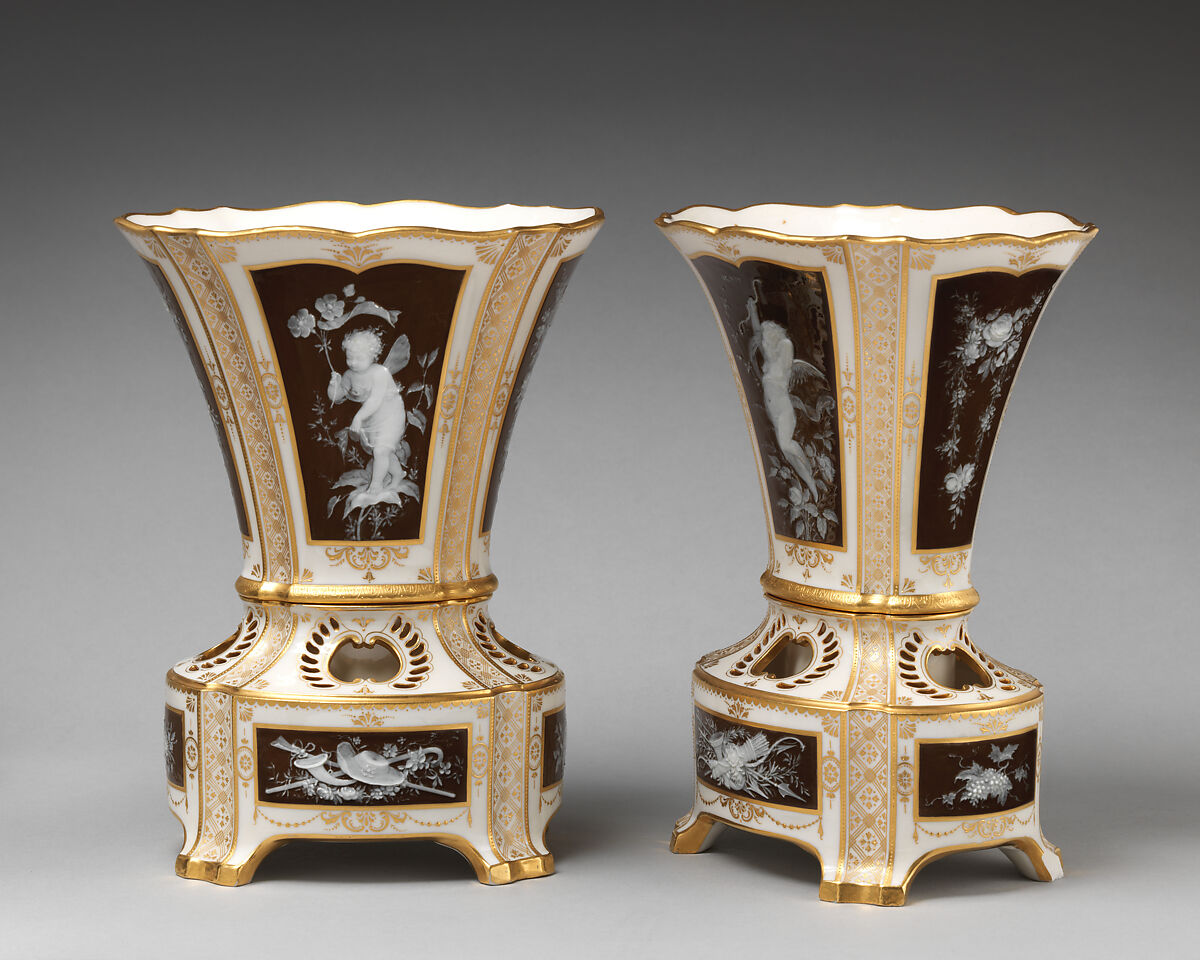 Bulb Vase (one of a pair), Minton(s) (British, Stoke-on-Trent, 1793–present), Pâte-sur-pâte on bone china with gilding , British, Stoke-on-Trent, Staffordshire