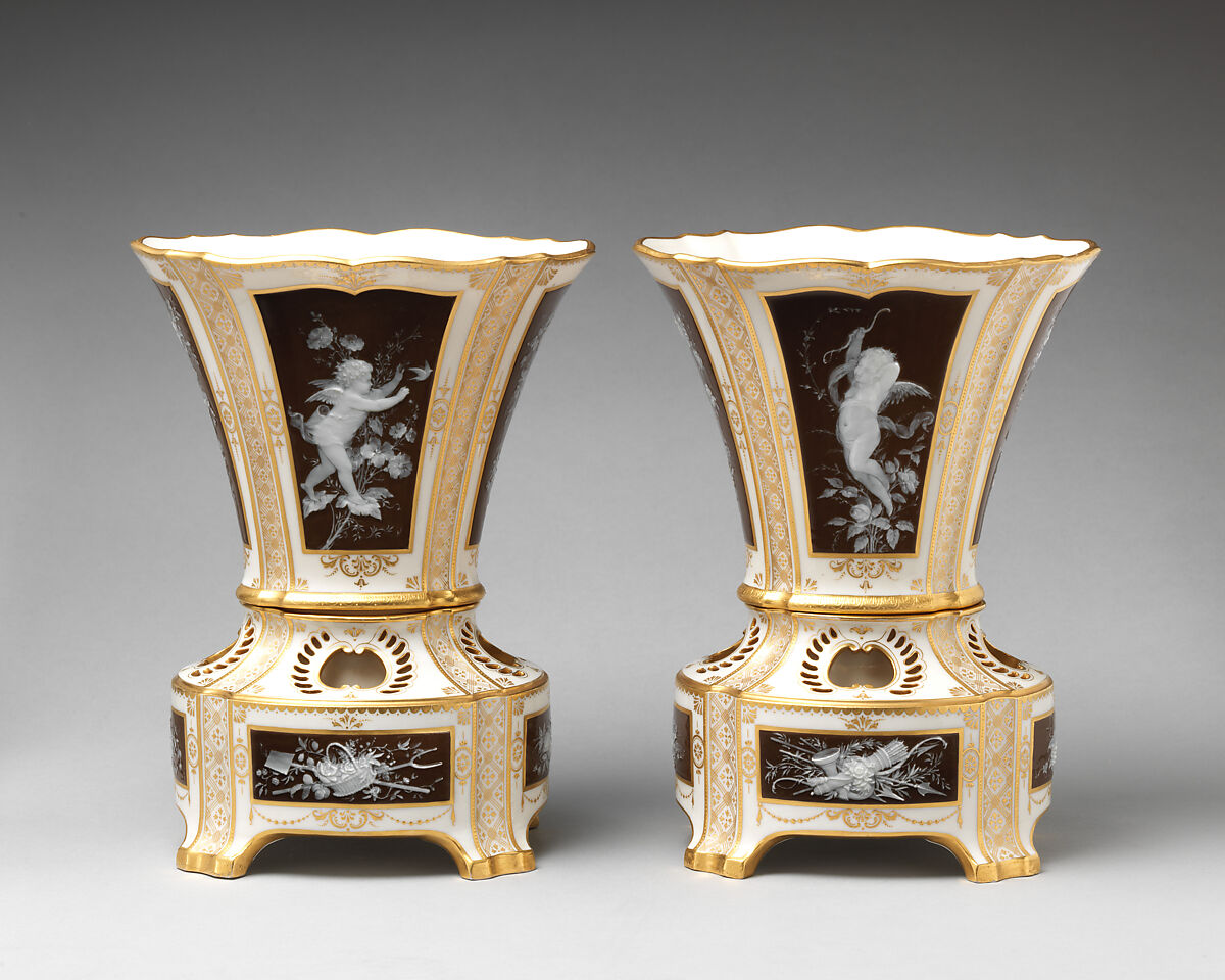 Bulb Vase (one of a pair), Minton(s) (British, Stoke-on-Trent, 1793–present), Pâte-sur-pâte on bone china with gilding , British, Stoke-on-Trent, Staffordshire