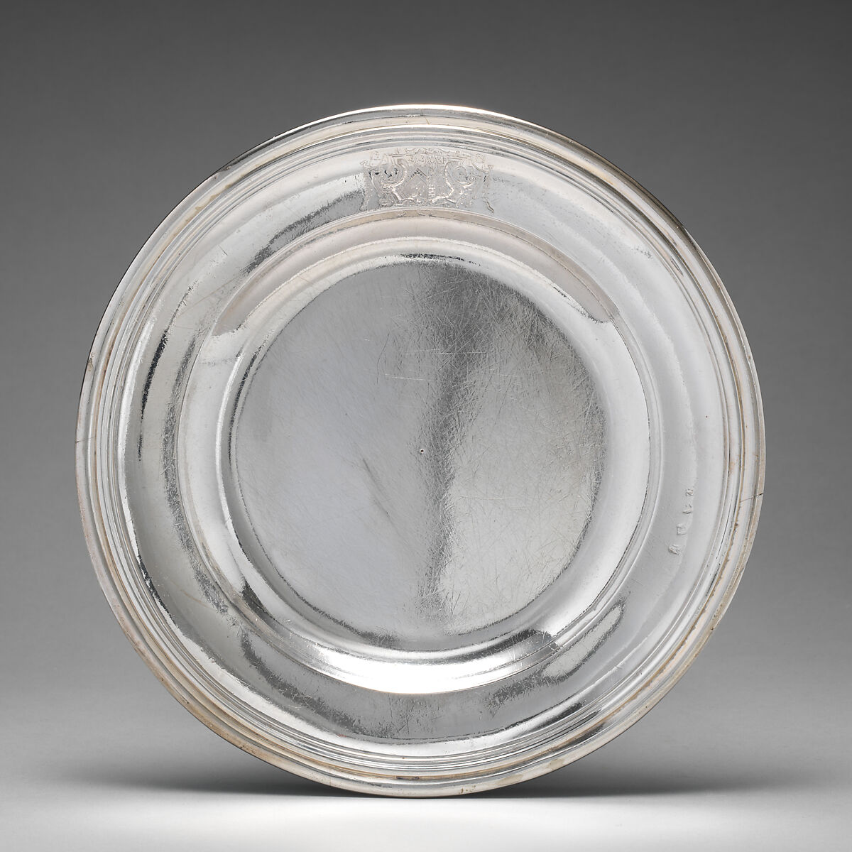 Dinner plate with English arms (one of a group of four), Richard Bayley (British, active 1708–48), Silver, British, London 