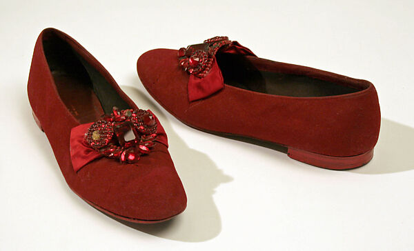 Fancy dress costume, Brooks Costume Company (American), (a) acetate, rayon, nylon
(b,c) silk
(d) rayon
(e, f) cotton
(i) rayon
(j) plastic, American