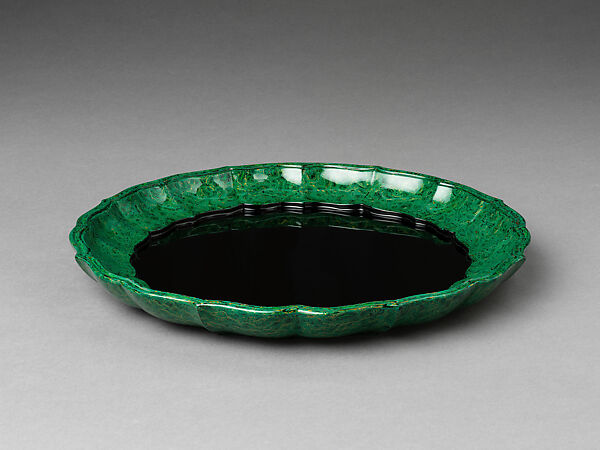 Tiered box “Green Gold”, Gan Erke (Chinese, born 1955), Wood with layers of colored lacquer and gold leaf, China