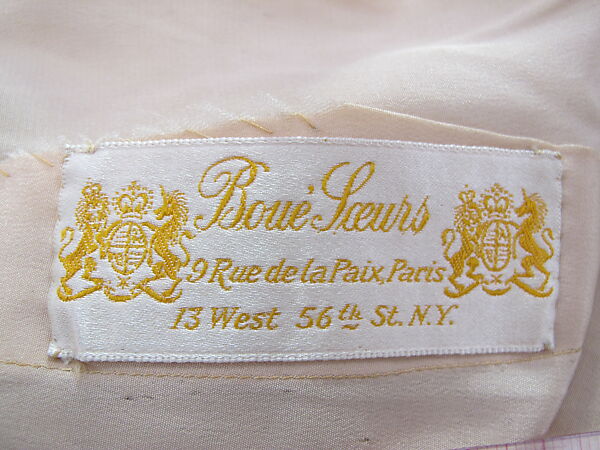 Court presentation ensemble, Boué Soeurs (French, 1897–1957), (a, c, d) silk, metallic threads; (b) silk; (e) feathers, plastic (cellulose nitrate), French