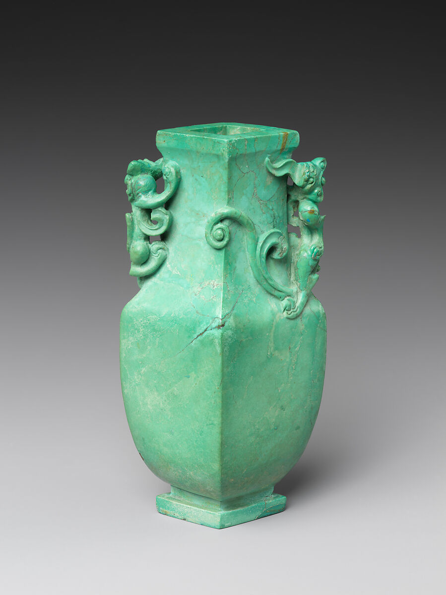 Small vase with dragon, Turquoise, China 