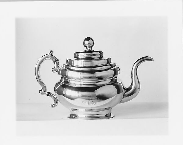 Teapot, Marked by I. T., Silver, American 