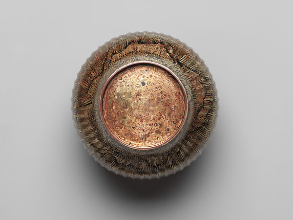 Wood-Grain Metal Vase, Tamagawa Norio 玉川宣夫 (Japanese, born 1942), Hammered silver, copper, and copper and gold alloy (shakudō), Japan