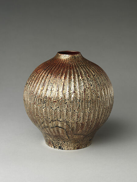 Wood-Grain Metal Vase, Tamagawa Norio 玉川宣夫 (Japanese, born 1942), Hammered silver, copper, and copper and gold alloy (shakudō), Japan