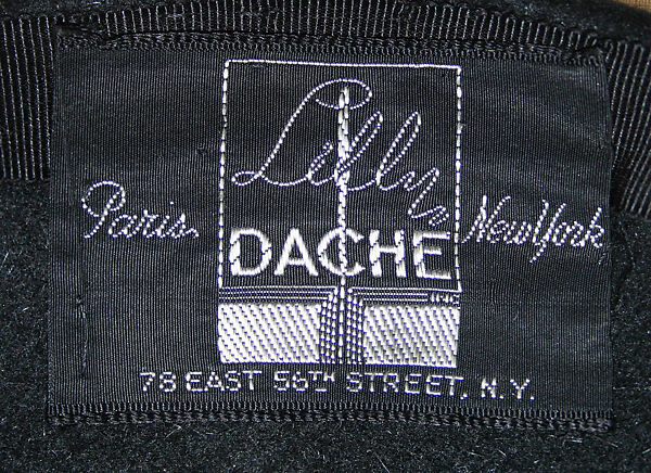 Hat, Lilly Daché (American (born France), Bègles 1898–1989 Louvecienne), wool, plastic, glass, American