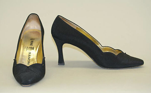 Dinner ensemble, (a, b) House of Chanel (French, founded 1910), (a) wool; (b, c) silk, French