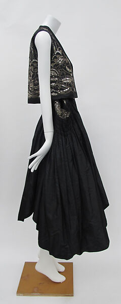 "Ko.I.Noor", House of Lanvin (French, founded 1889), silk, metal
b) silk, metal, French