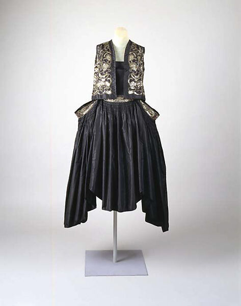 "Ko.I.Noor", House of Lanvin  French, silk, metal<br/>b) silk, metal, French