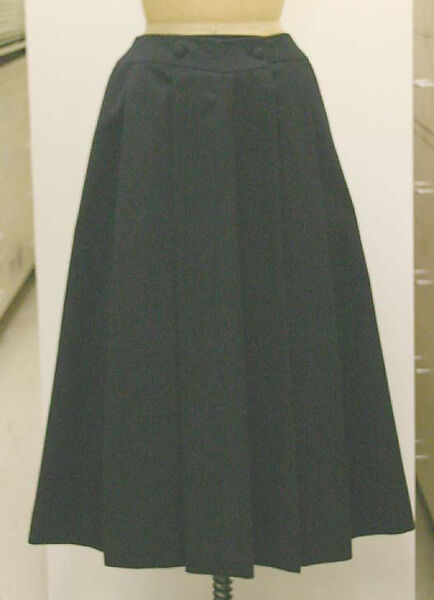 Cocktail ensemble, (a–c) House of Chanel (French, founded 1910), (a) wool, silk; (b) cotton; (c) synthetic fiber, silk; (d, e) silk, leather, French