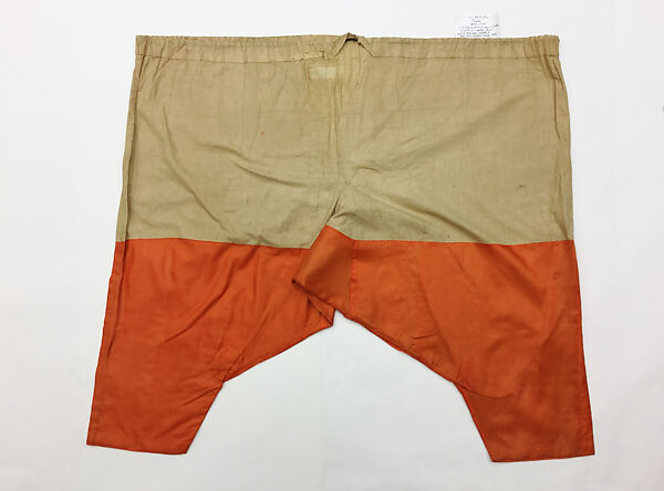 Ensemble, (a) wool, cotton, metal
(b) silk
(c) silk, bast fiber
(d) silk, fur, cotton, paper
(e, f) wool, cotton, leather
(g, h, i) cotton, wool
(j) cotton, bone, wood, metal, leather, Tibet