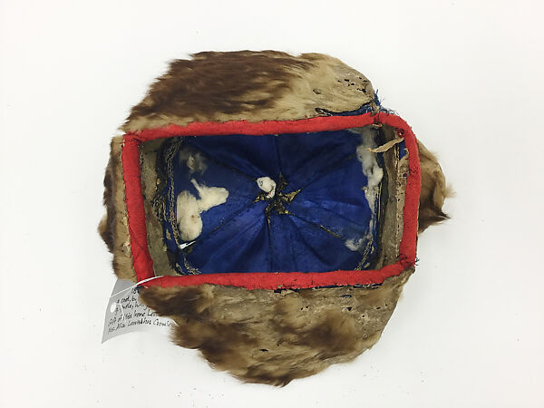 Ensemble, (a) wool, cotton, metal
(b) silk
(c) silk, bast fiber
(d) silk, fur, cotton, paper
(e, f) wool, cotton, leather
(g, h, i) cotton, wool
(j) cotton, bone, wood, metal, leather, Tibet