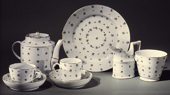 Teapot, Porcelain, French, possibly