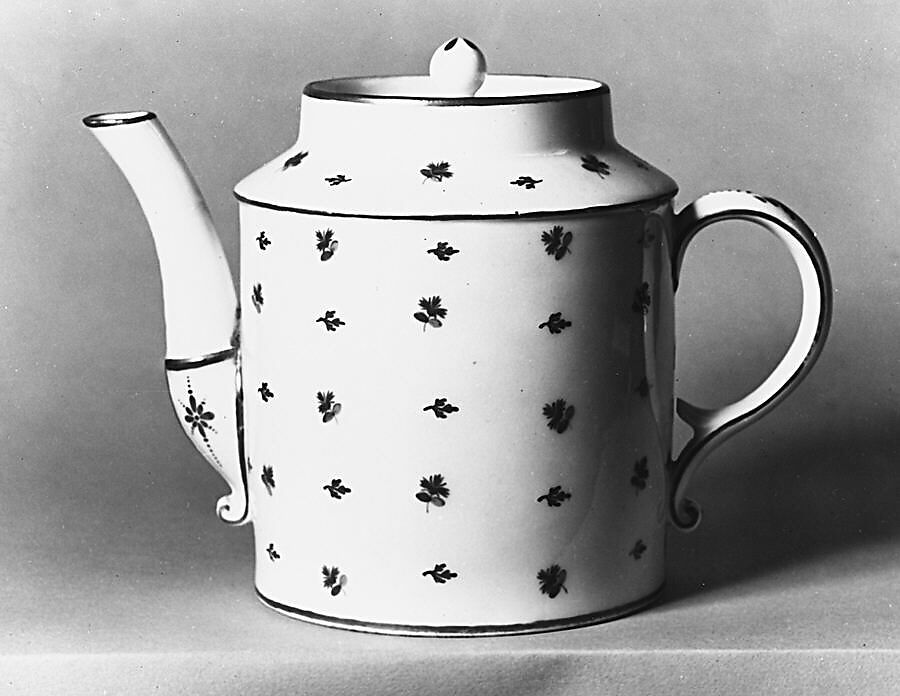 Teapot, Porcelain, French, possibly