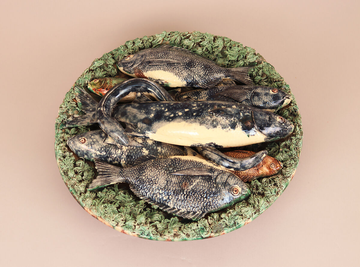 Round dish with moss and fish, José Francisco de Sousa (Portuguese, Caldas da Rainha, Portugal, active 1860–1893), Glazed earthenware, Portugal, Caldas de Rainha
