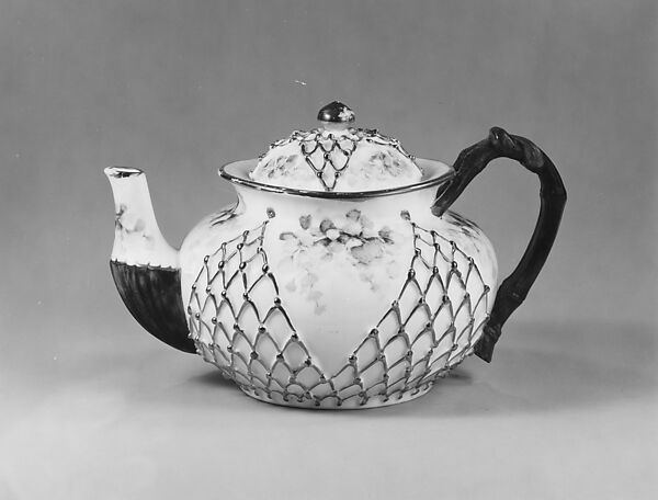 Teapot, Knowles, Taylor, and Knowles (1870–1929), Porcelain, American