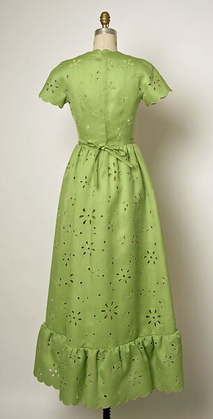 Evening dress, House of Balenciaga (French, founded 1937), (a) linen; (b) silk
b) silk, French