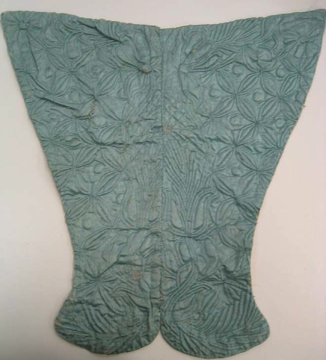 Robe à la française, (a) silk, metallic thread
(b) silk, cotton
(c) silk
(d,e) metallic thread, European