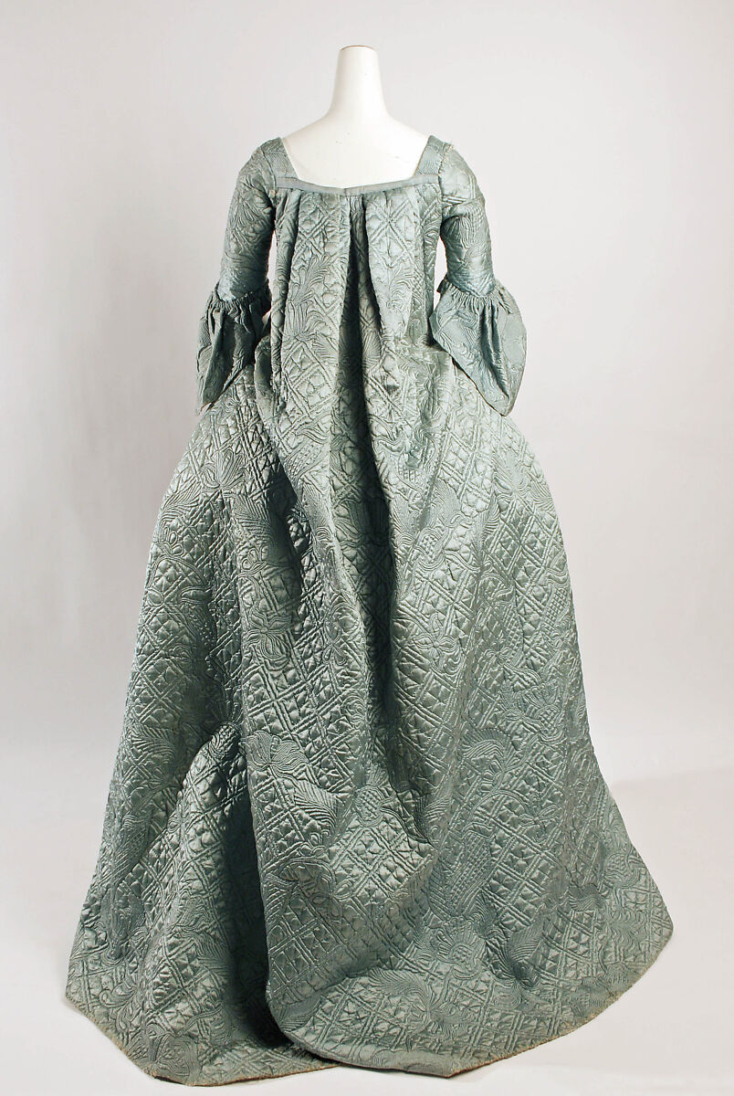 Robe à la française, (a) silk, metallic thread
(b) silk, cotton
(c) silk
(d,e) metallic thread, European