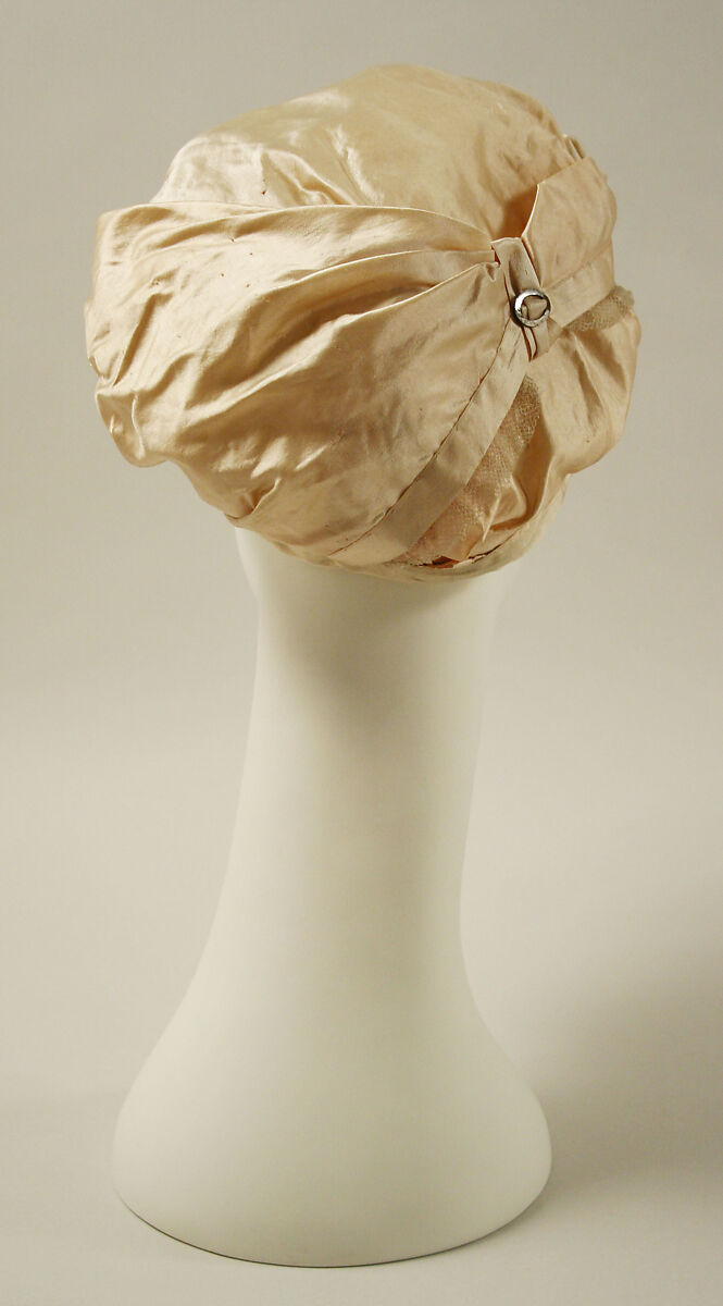 Hat, silk, raffia, metal, French