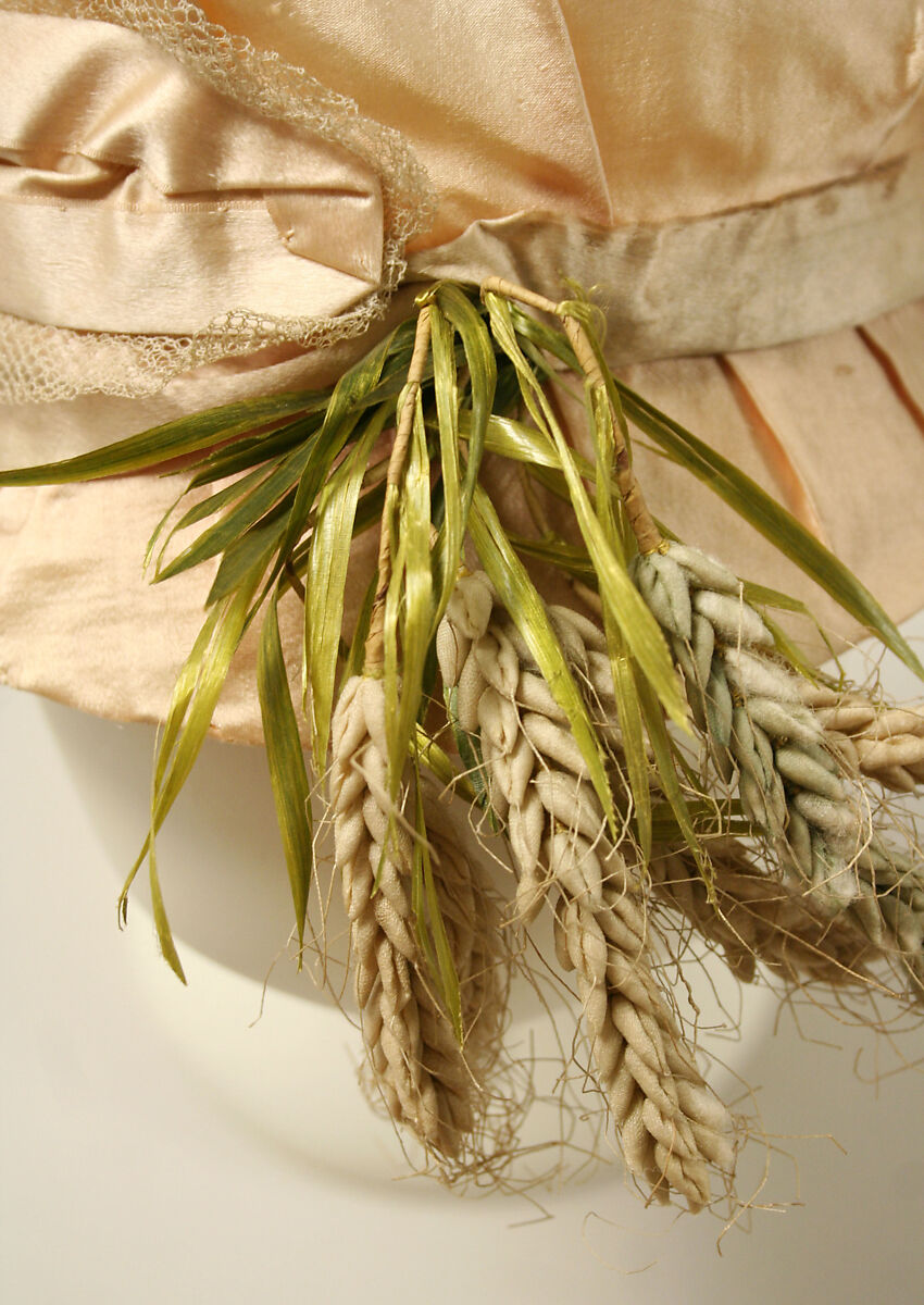 Hat, silk, raffia, metal, French