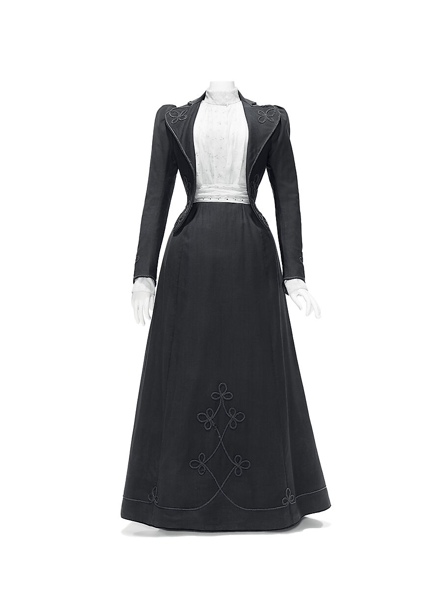 Suit, wool
c) cotton, American