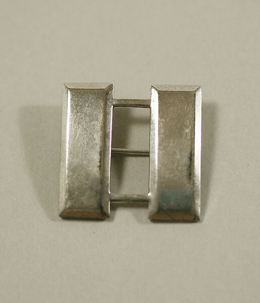 Uniform, (a–d) wool
(e–l) metal, American